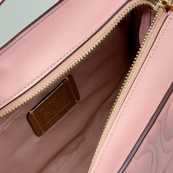 coach Maggie Small Tote Bag In Signature Leather